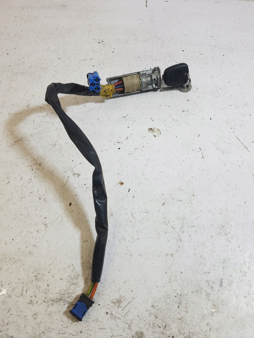 ignition Z KLUCZYKIEM PEUGEOT 206
