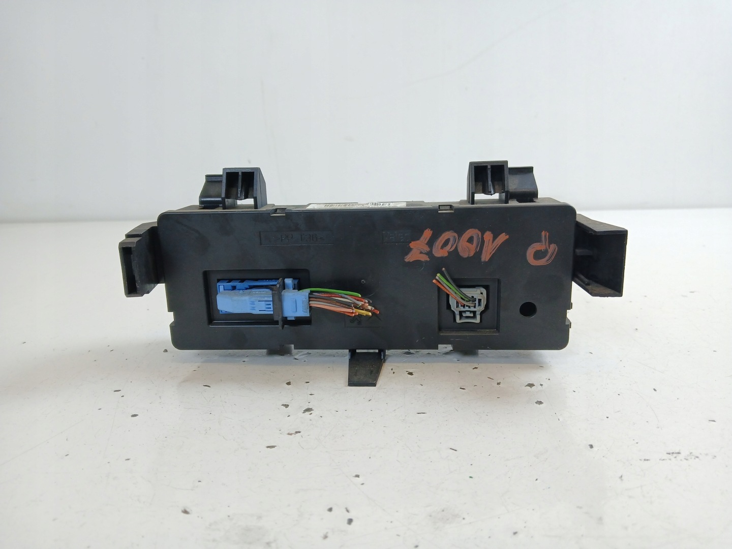 PEUGEOT 1007 commande de climatisation alimentation d'air 96530443XT