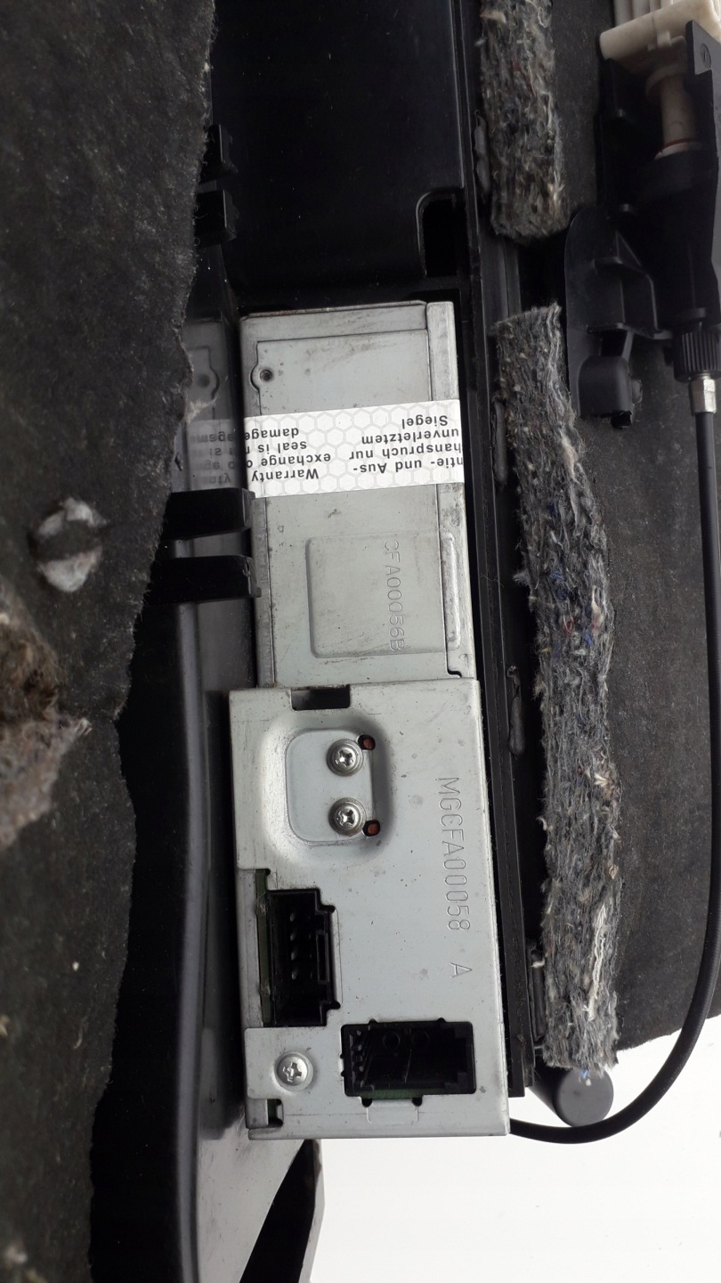 AUDI A6 C6 passenger compartment 4F1857035