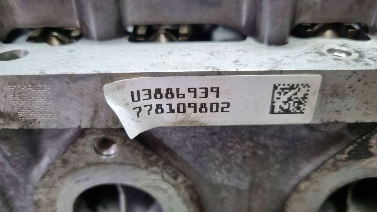 head. of the engine 7781098 BMW E60 E61 E81 E83 E84 E87 E90 E91 E92 2.0D N47