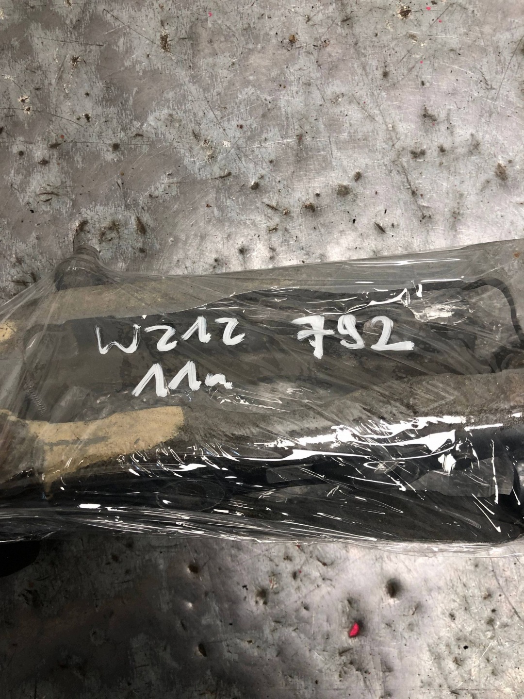 staffa Cerniere del cofano 792 MERCEDES W212