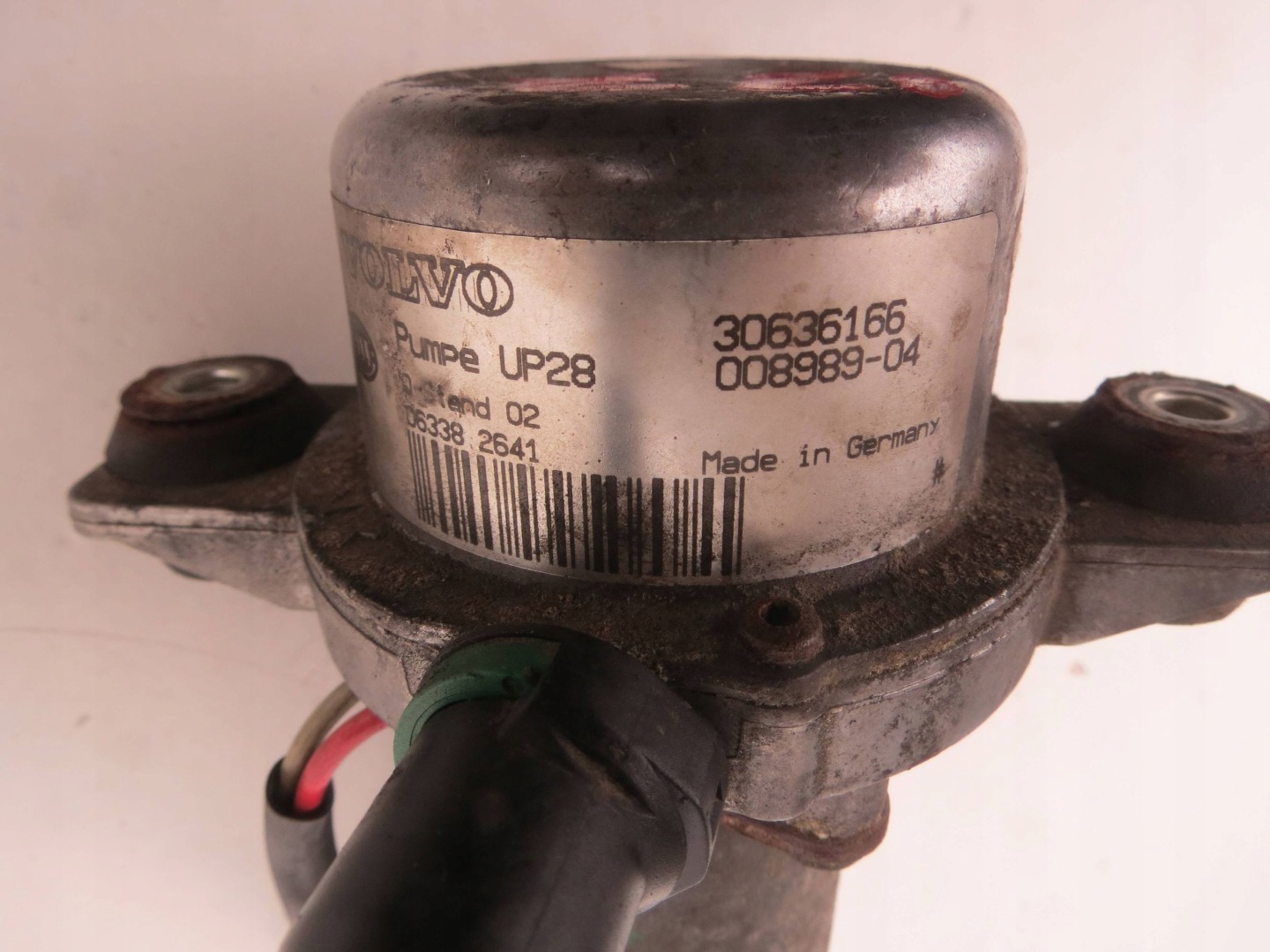 pump vacual VOLVO XC90 30636166