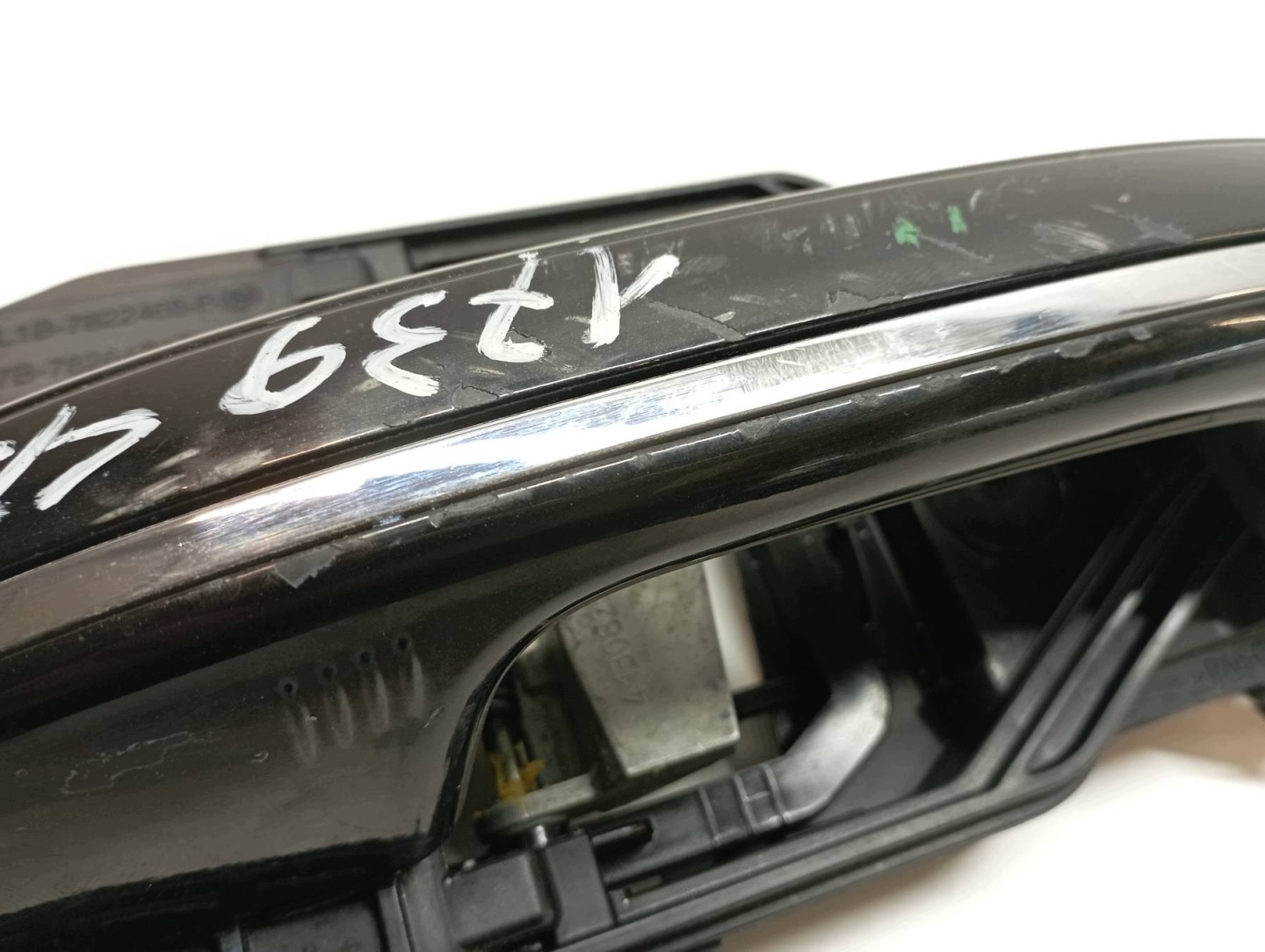 handle exterior left front JL1B7822465B Lincoln Navigator IV (2017-24)