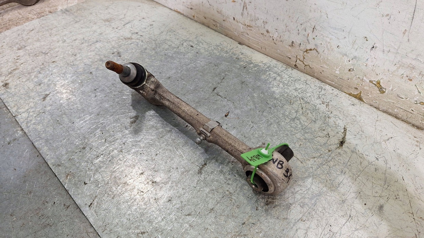 arm left front upper 6763699L BMW E81 E87 E90 E91
