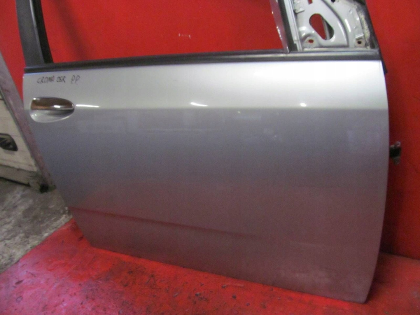FIAT CROMA 2 II 05-07 194 door right front front silver 698/A
