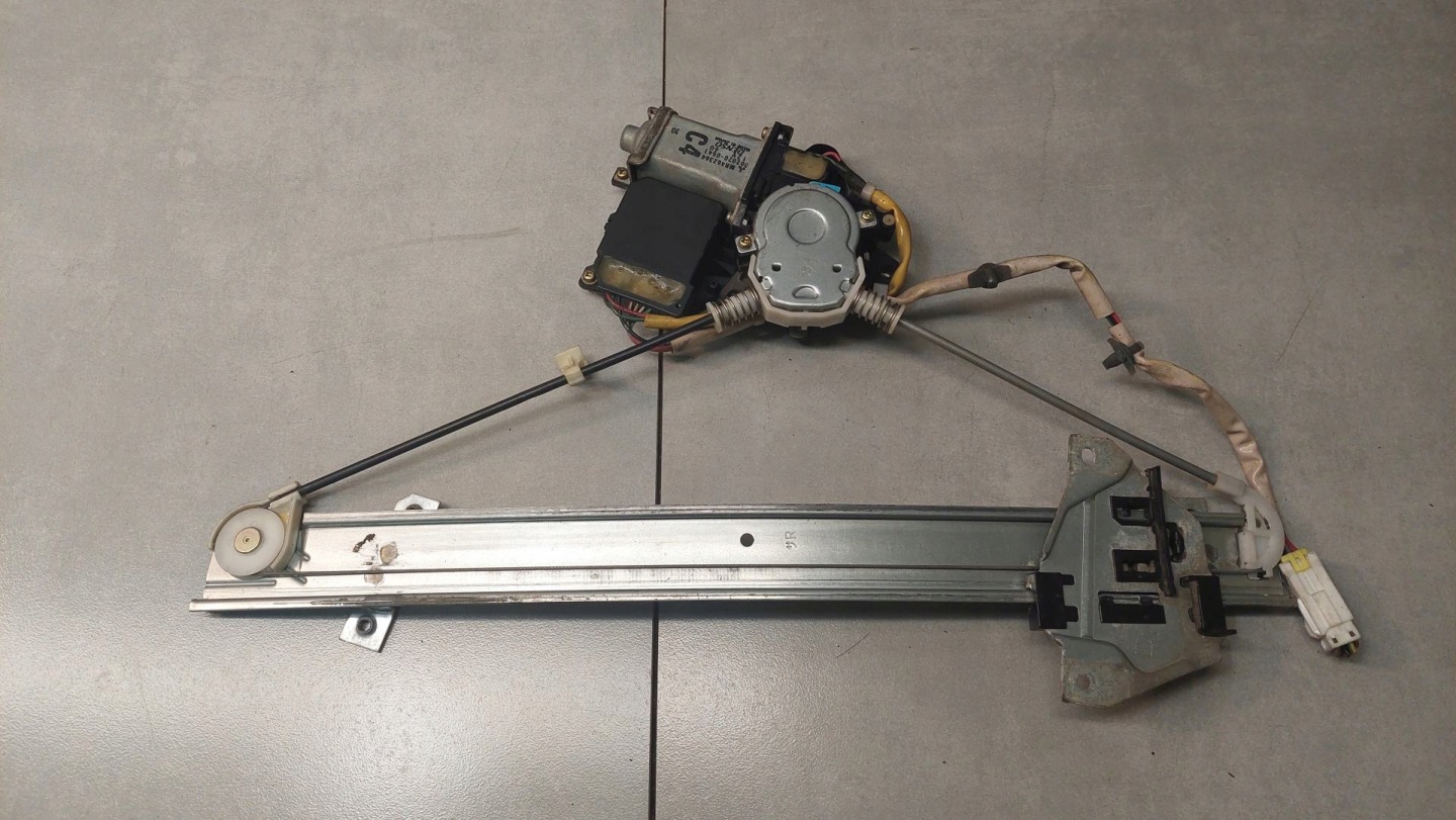 window regulator right rear part SPACE WAGON III 2.4 GDI