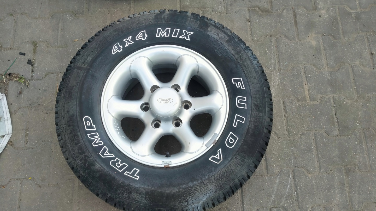 Ford Maverick e CERCHI di alluminio 15"