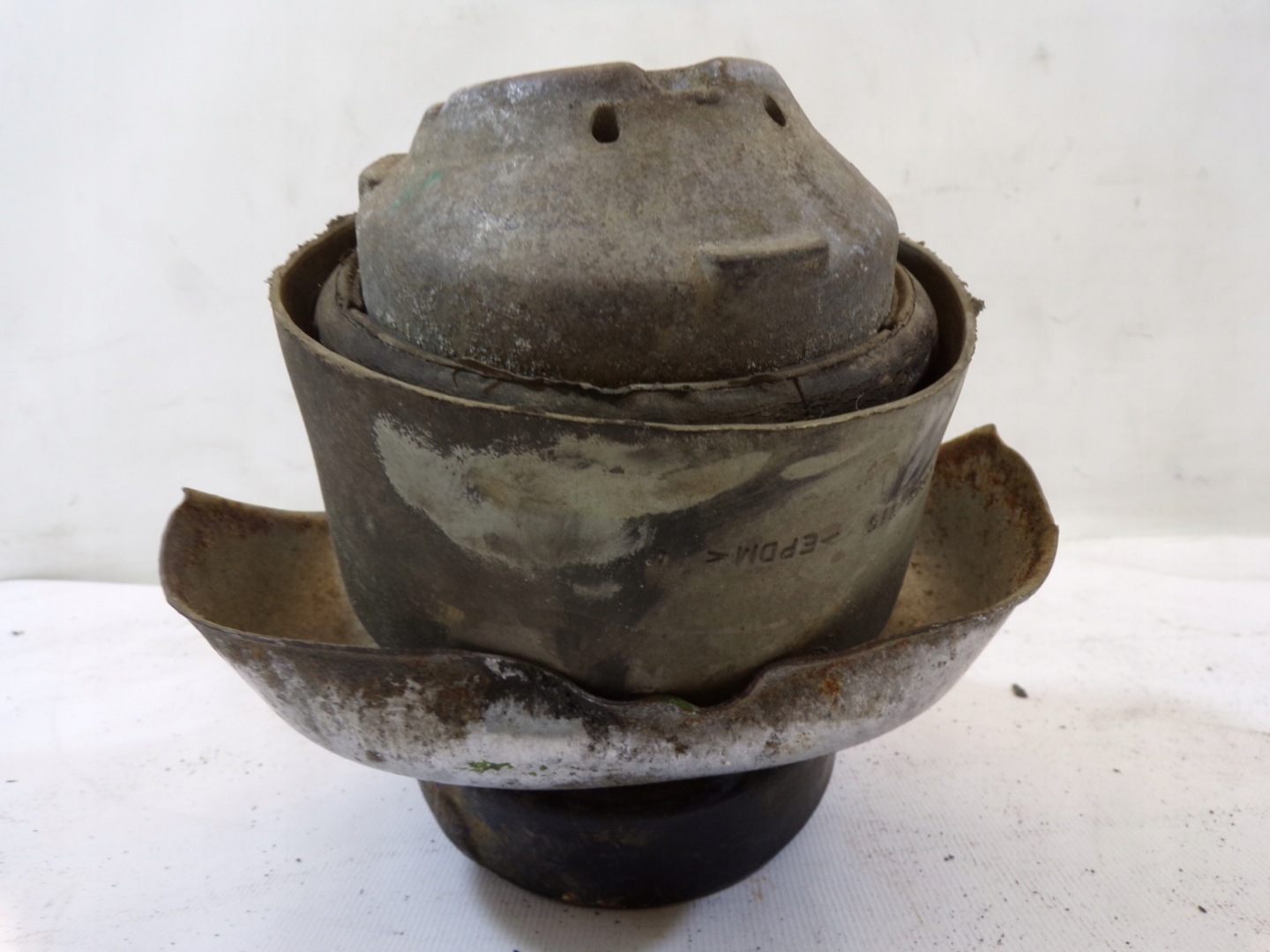 airbag engine mount MERCEDES W203 1.8 A2712230804