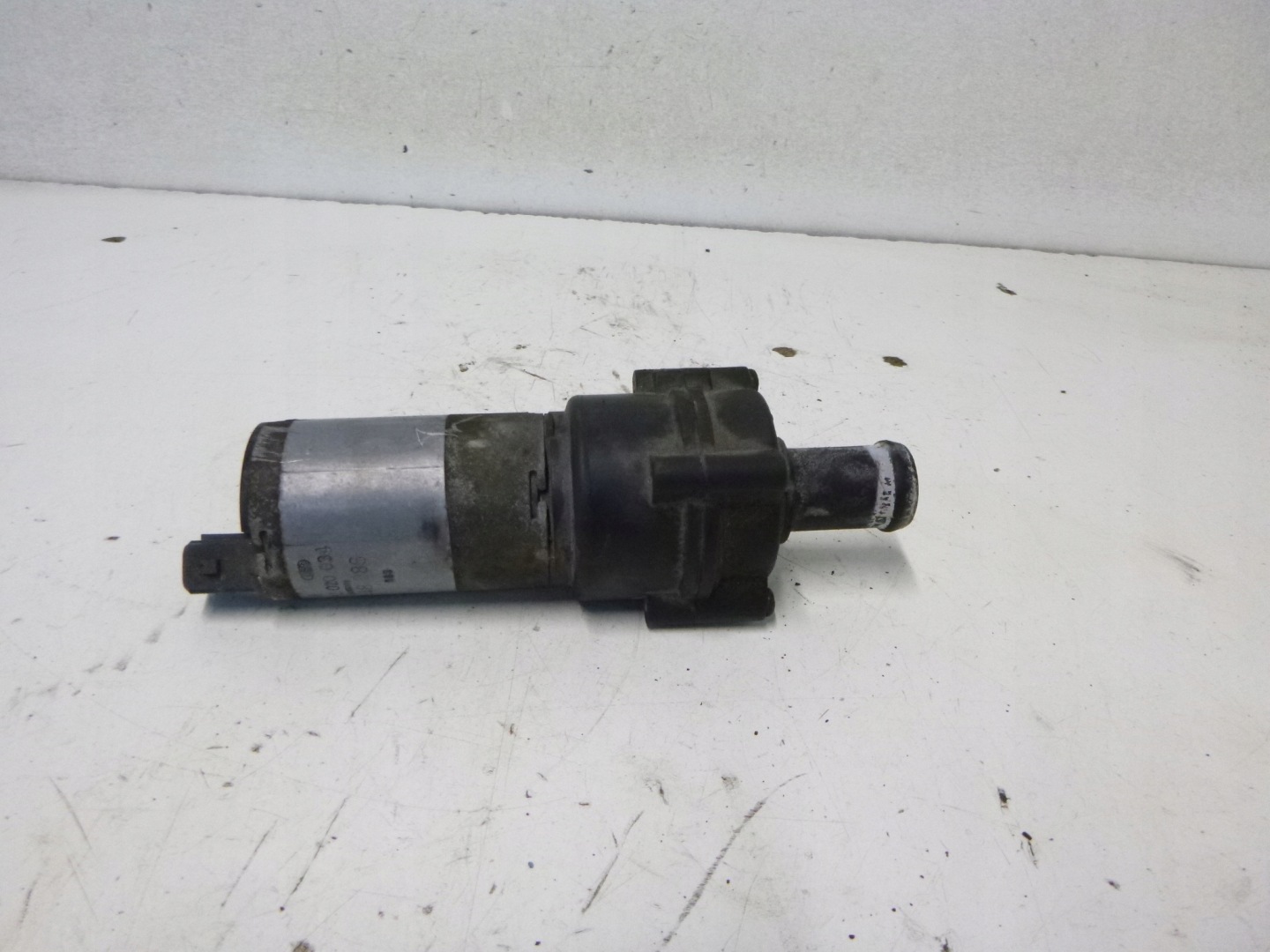 POMPE CIRCULATION D’EAU ÉLECTROVANNE OPEL OMEGA 90448286