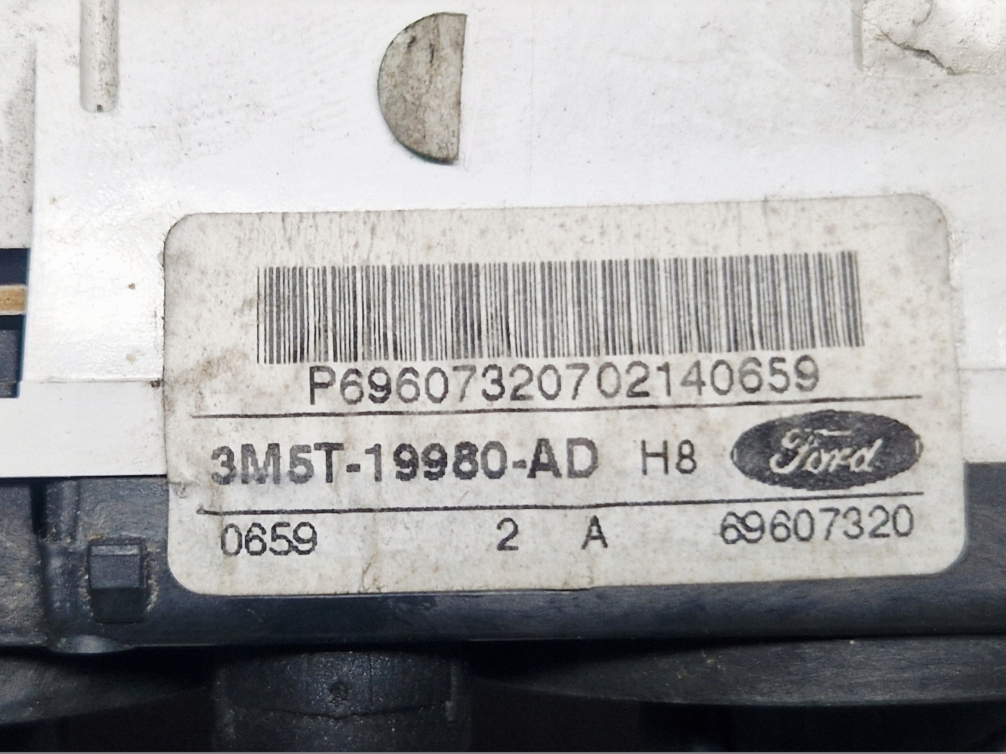 FORD FOCUS MK2 C-MAX MK1 PANEL rešetka ventilacije prekidača klimatizacije 3M5T19980AD