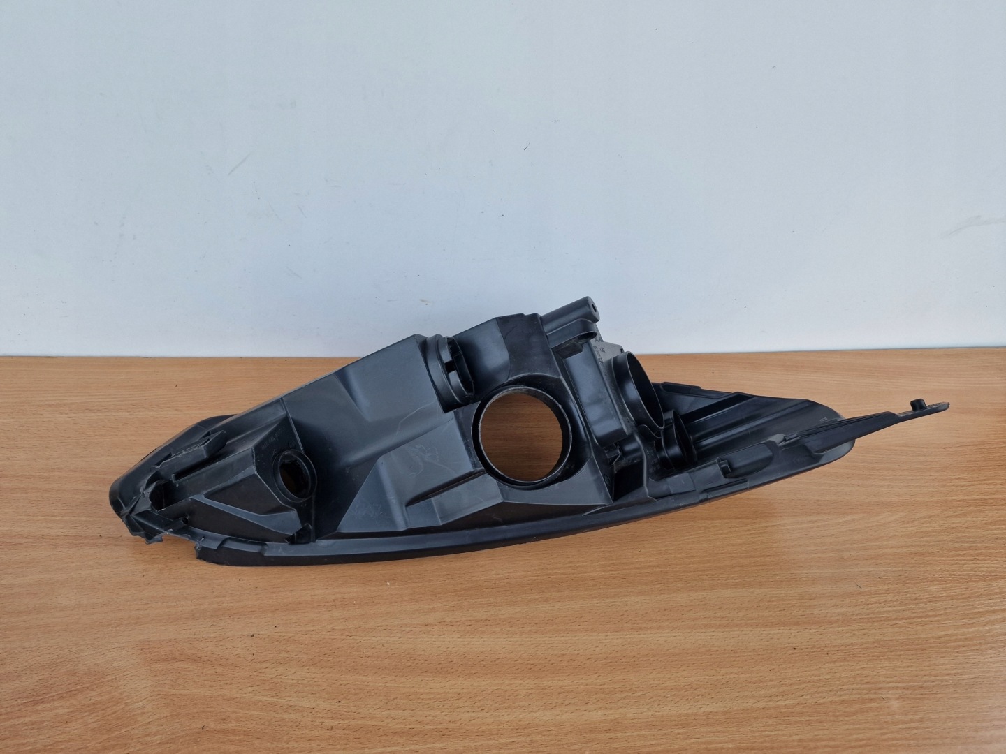 FORD FIESTA MK8 left light front PUSZKA cover