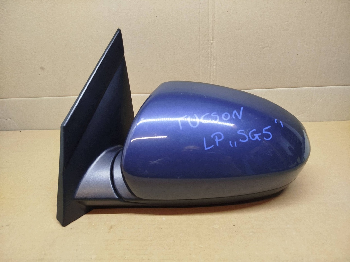 HYUNDAI TUCSON III mirror left 5-PIN SG5 2015