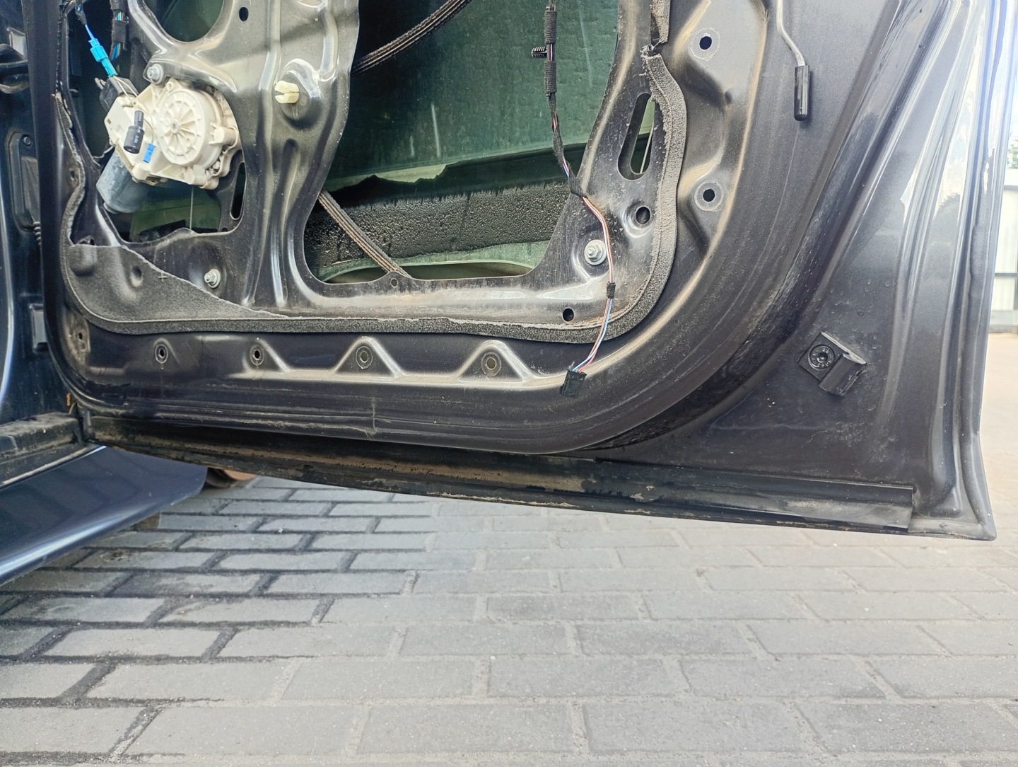 door right front front BMW 1 and E87 04-11 kod lakieru A22/7