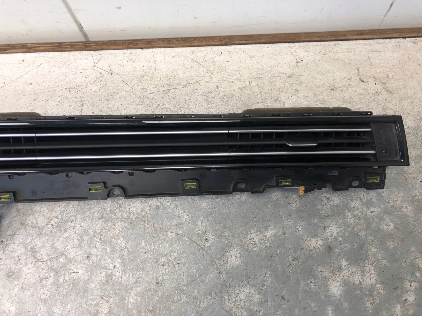 DEKOR clock KRATKI air conditioning devices VW PASSAT B8 3G1858416