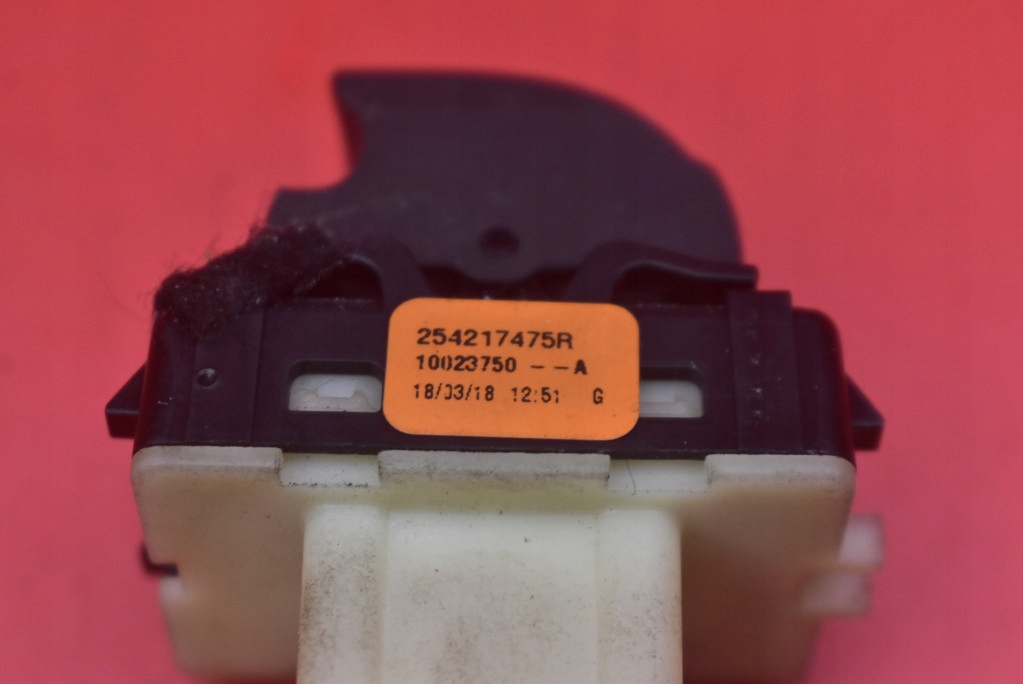 switch lifting windows right front 254217475R DACIA DOKKER 1 and 17-21