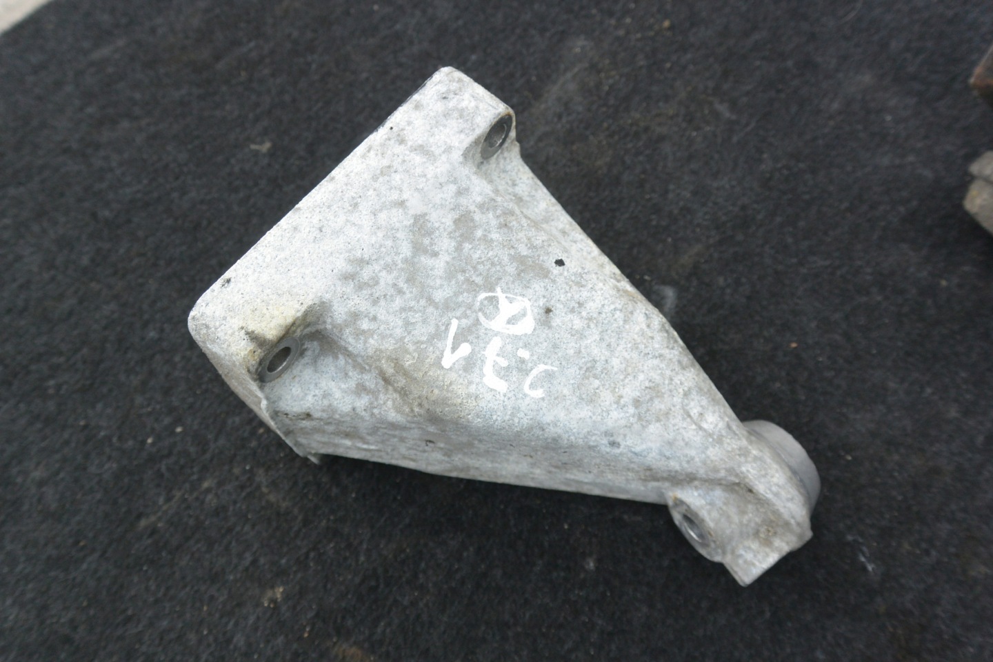 engine mount KPL OM271 1.8 K MERCEDES W211 W203 W209