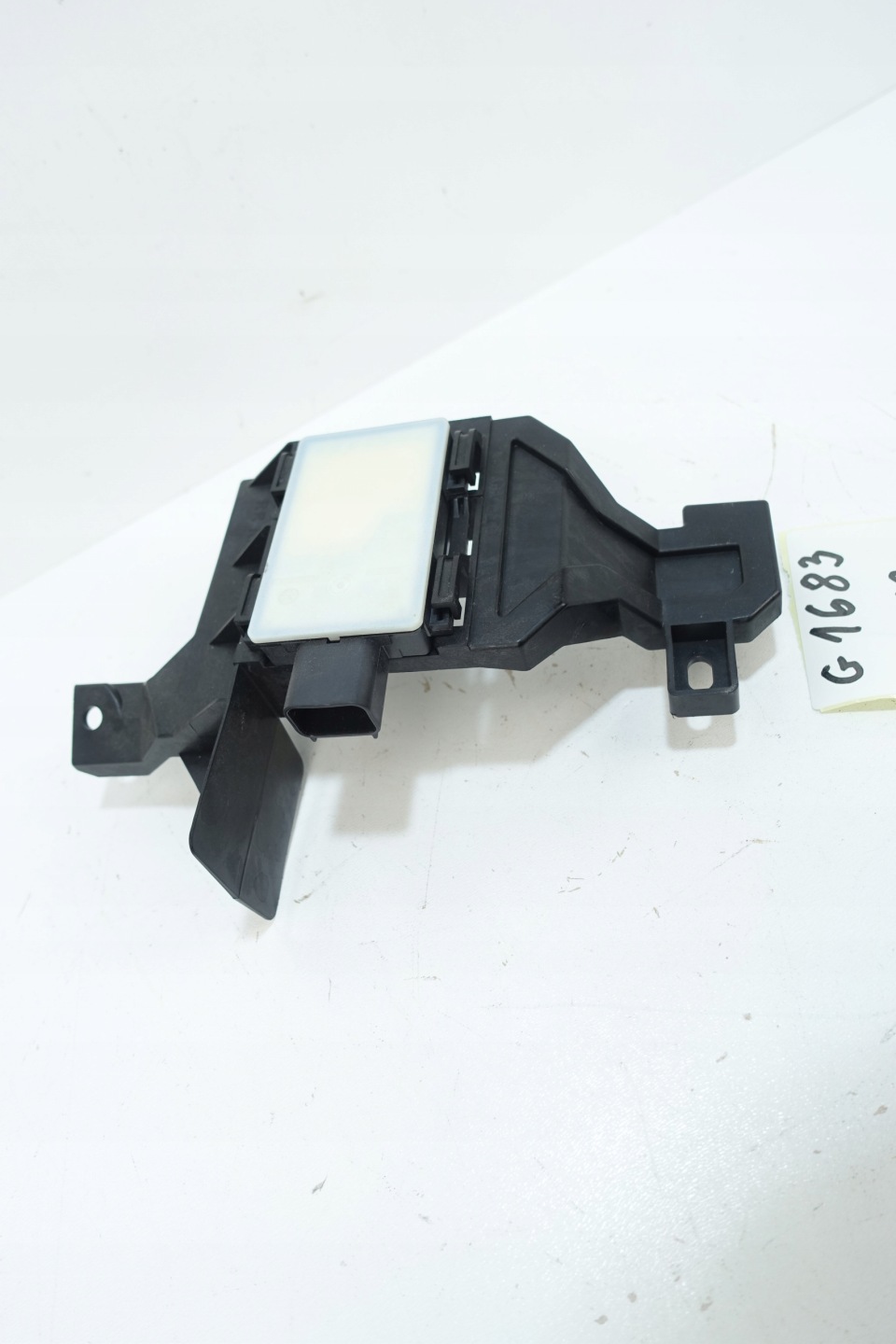 HYUNDAI KIA module sensor RADAR MARTWEGO POLA right 99150-BF010