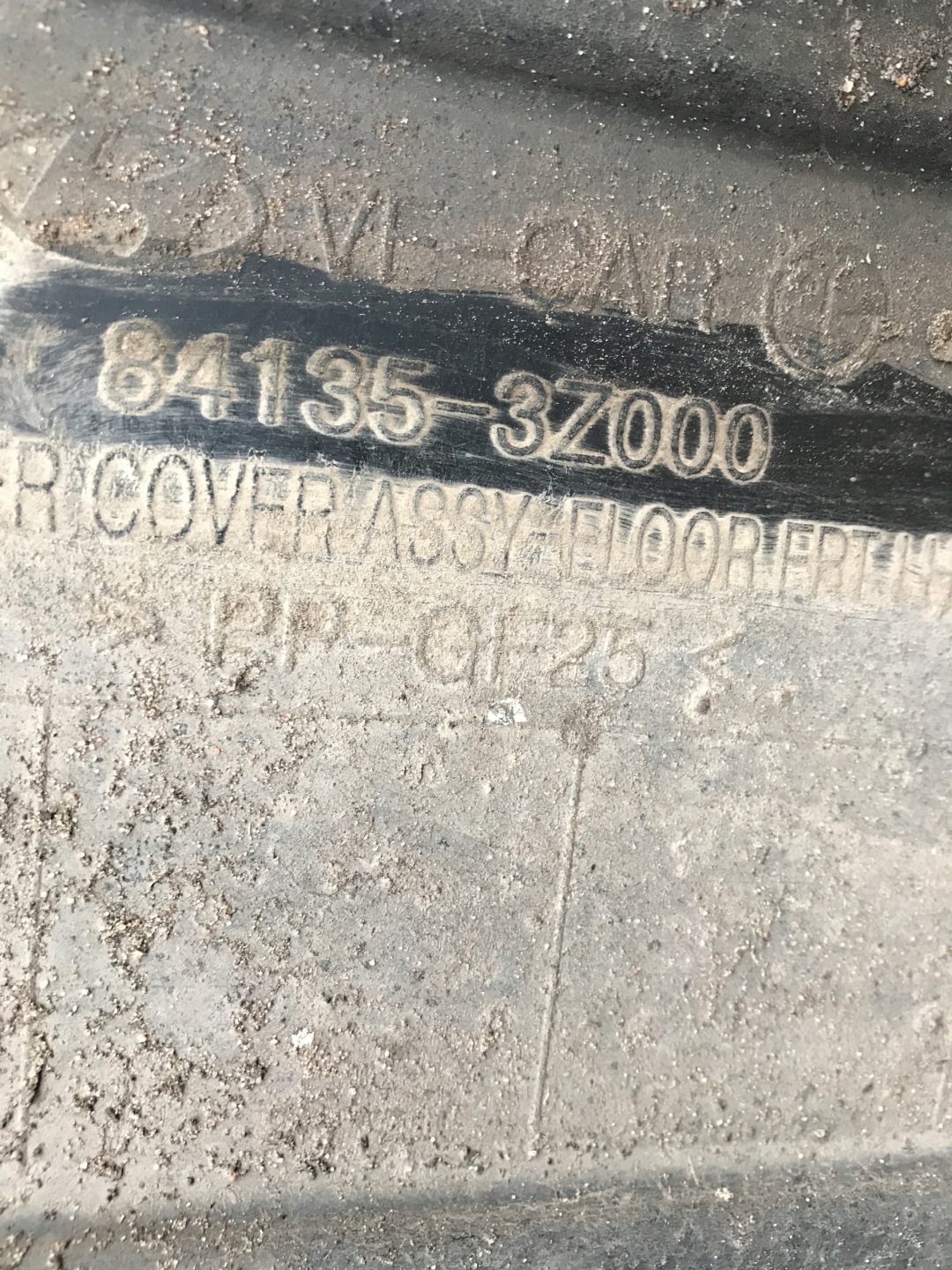abdeckung Blende Abdeckung Unterfahrschutz HYUNDAI I40 84135-3Z000