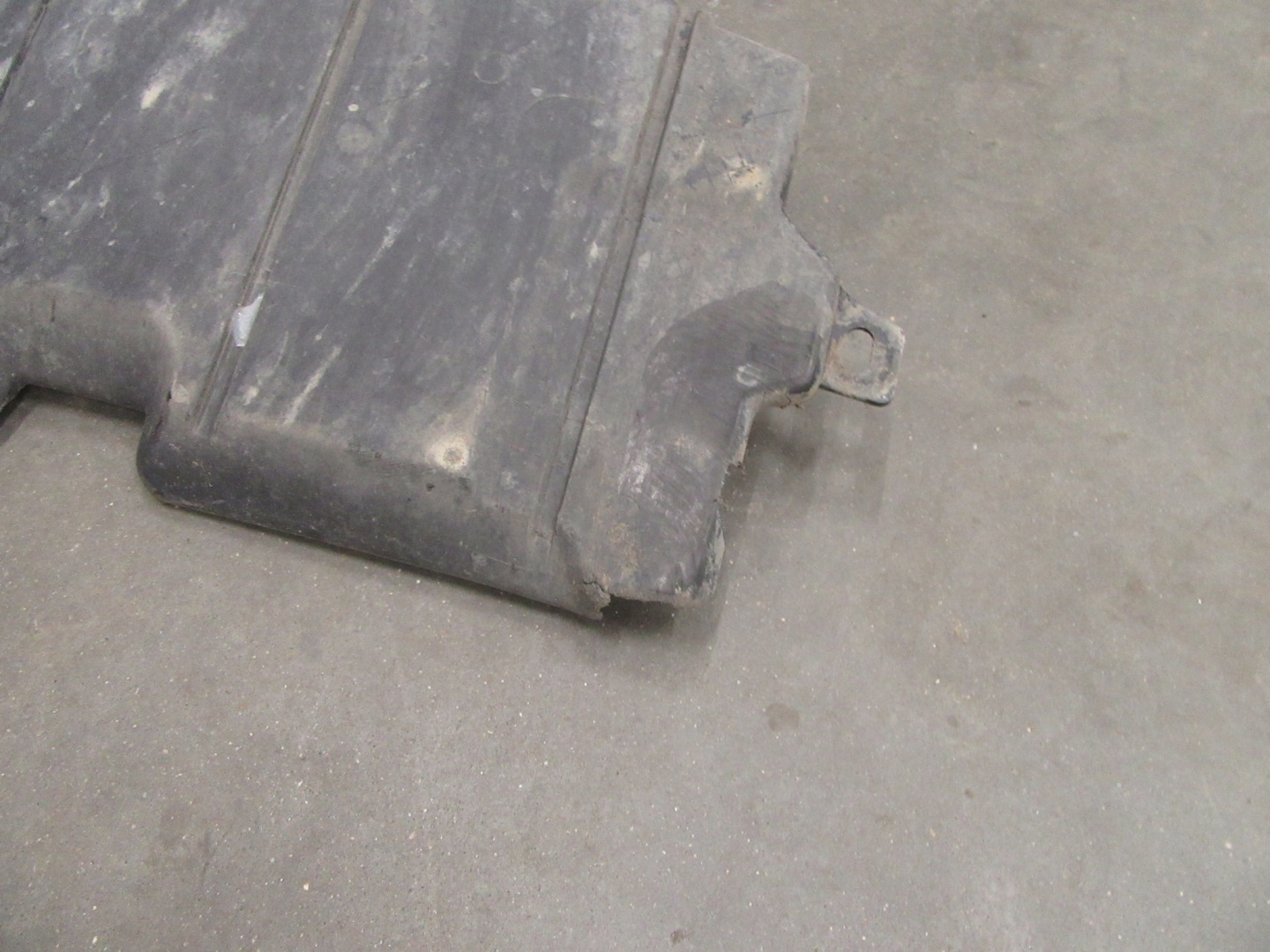 cover chassis right BMW e46 sedan KOMBI COMPACT COUPE