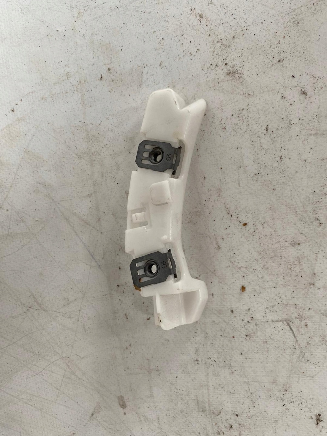 PEUGEOT 208 and 12-> bumper bracket left front front 9673270180