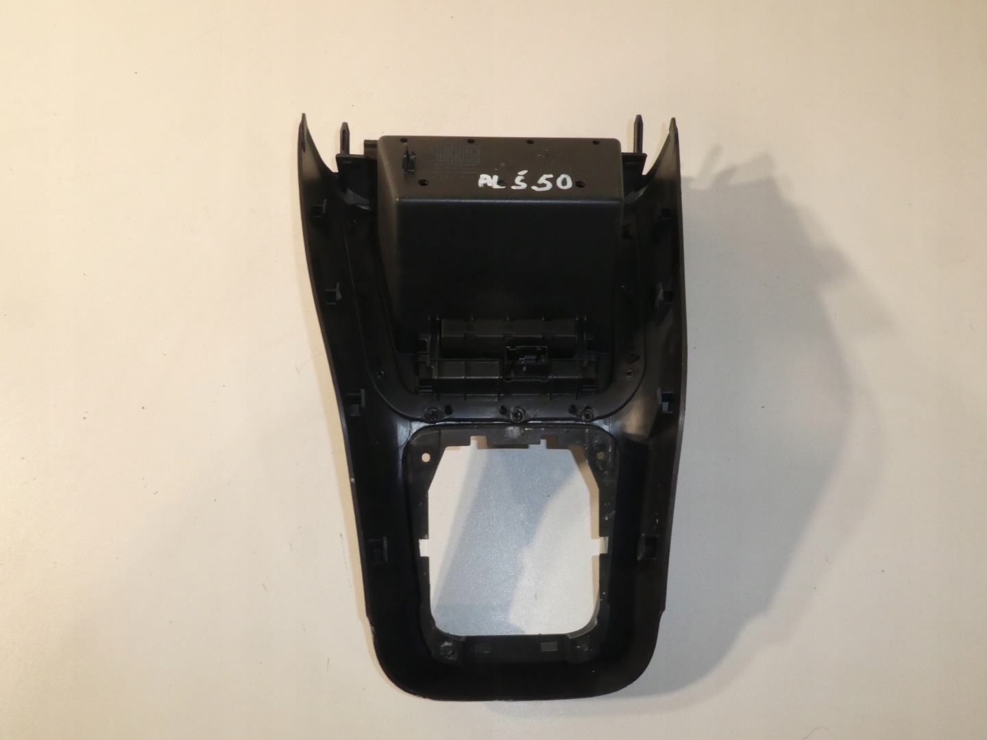 VW TIGUAN and frame TUNEL central 5N1863476A