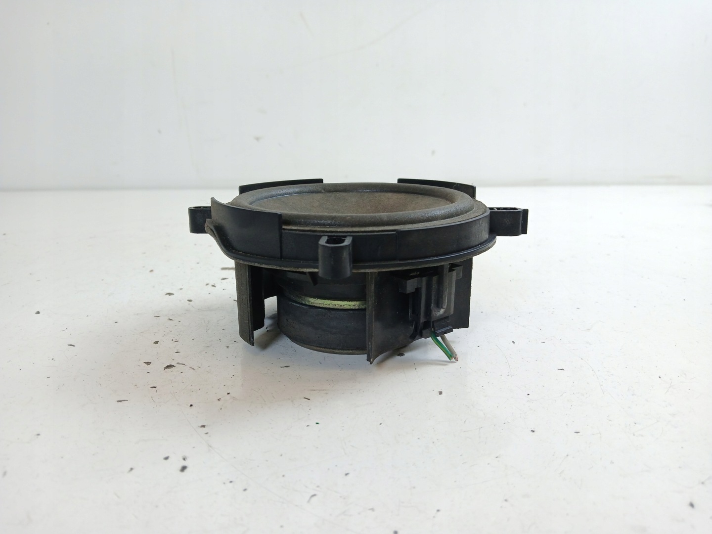 VOLVO V40 S40 and speaker door 30630156