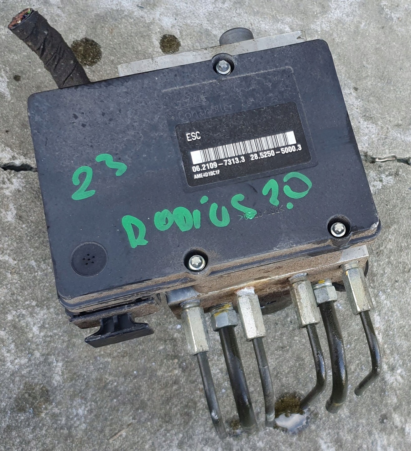 SsangYong Rodius 2 II Turismo 13- 2.0 XDi module control unit pump ABS