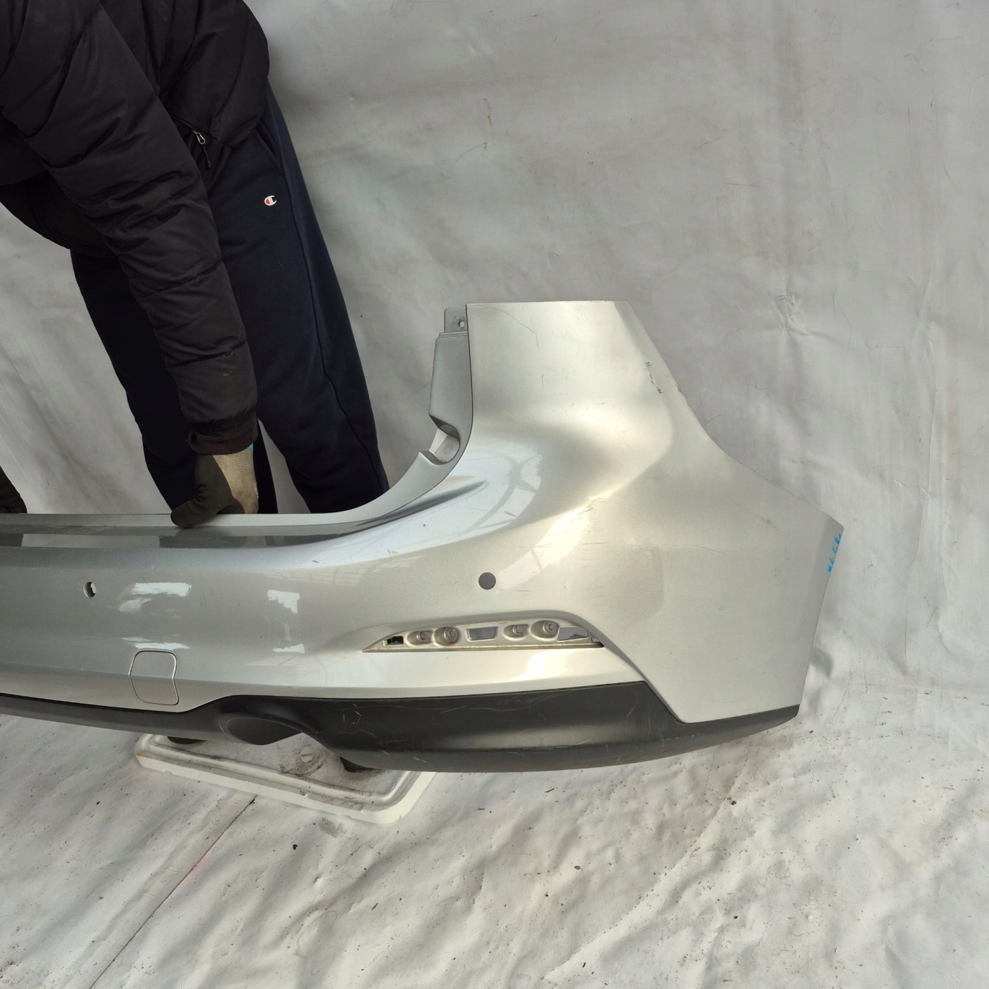 FORD FOCUS IV 4 MK4 KOMBI 18-25 bumper rear part rear 4XPDC