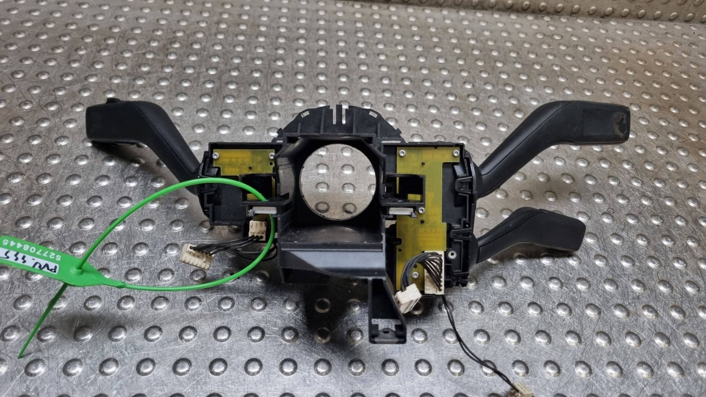 commodo commande levier commodo sous volant 3C5953513C VW PASSAT B6
