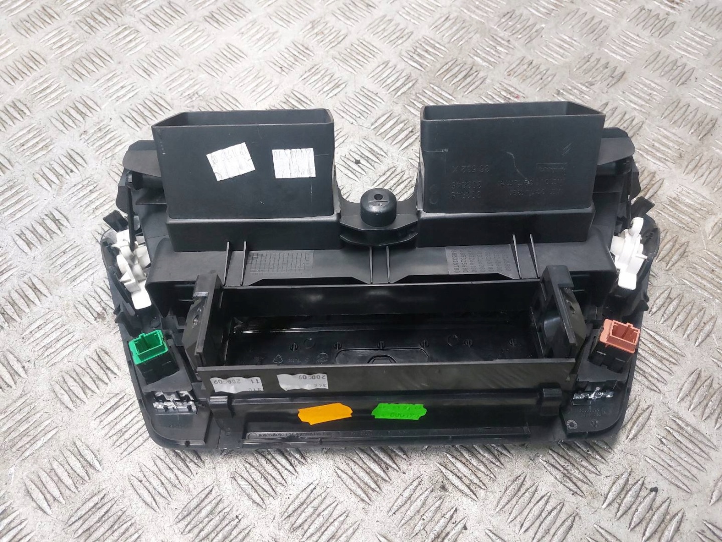 grid air conditioning devices central + left CITROEN C4 PICASSO and 9683265580
