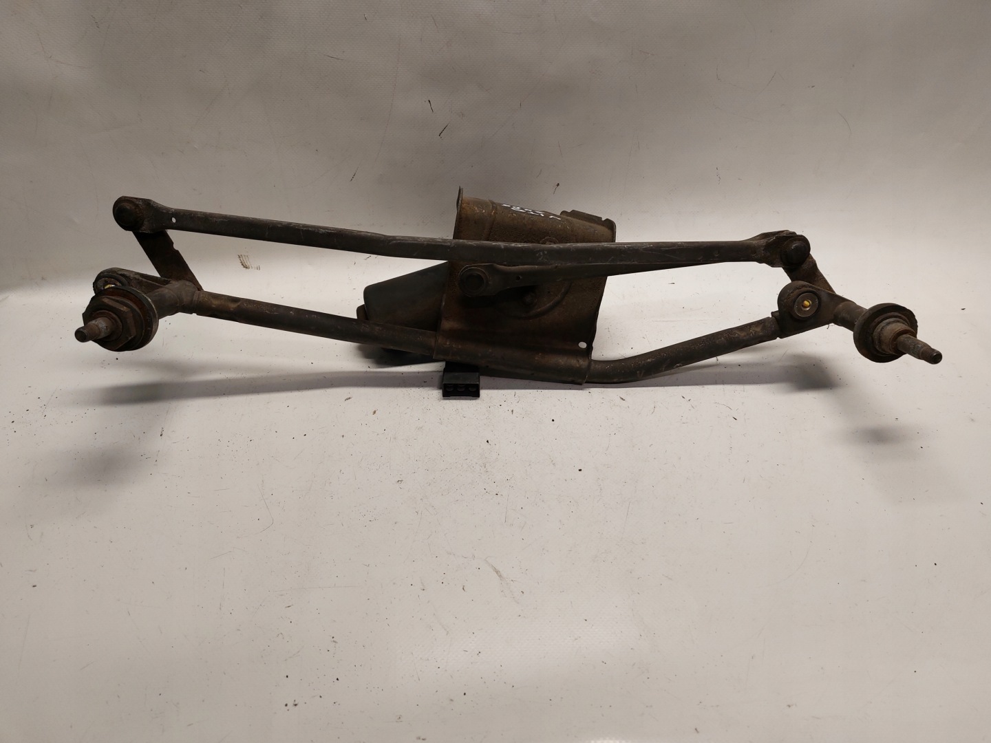 Mercedes wiper mechanism front VITO W638