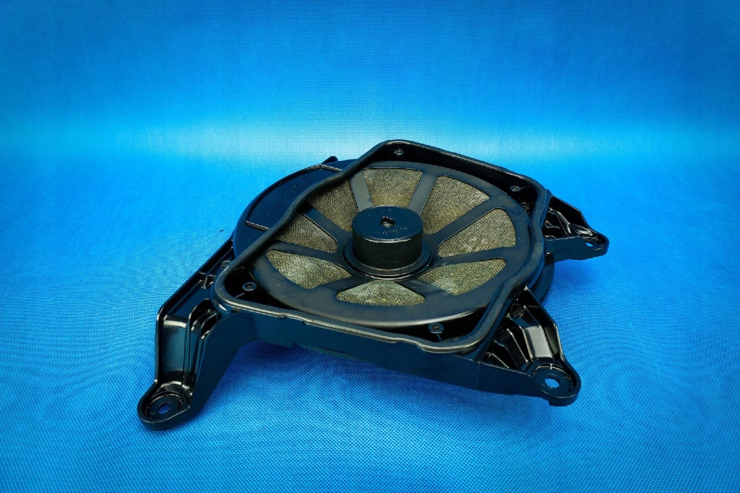 speaker niskotonowy rear part Audi A8 4H 4H1035481 Bose