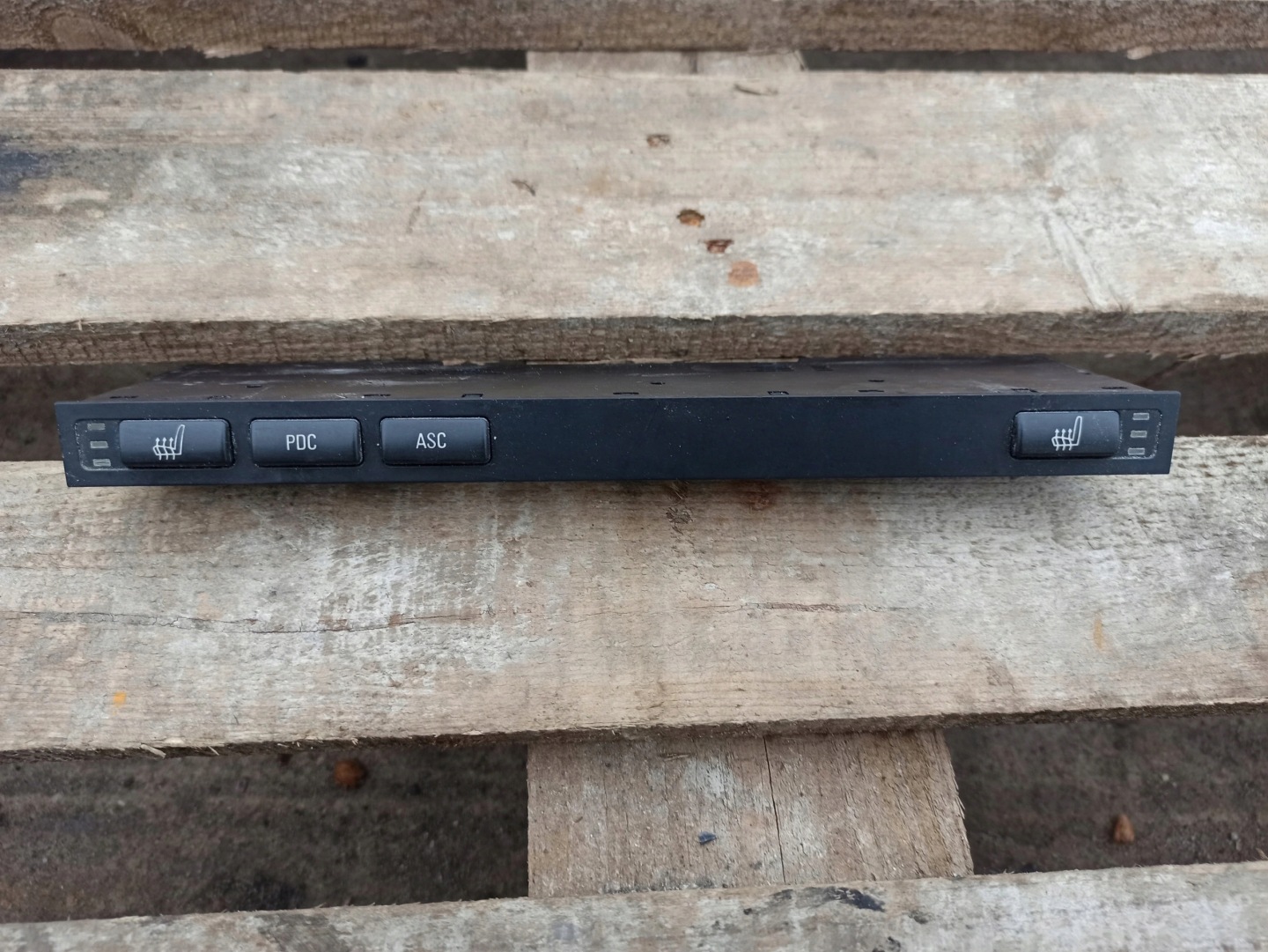BMW E39 E39 switch switch ASC PDC 03742023 8373715