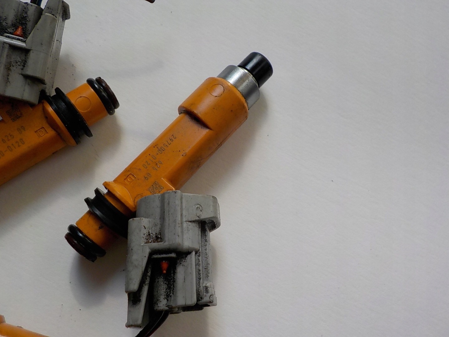 SUZUKI SX4 (EY, GY) 1.6 16V B injector 297500-0120