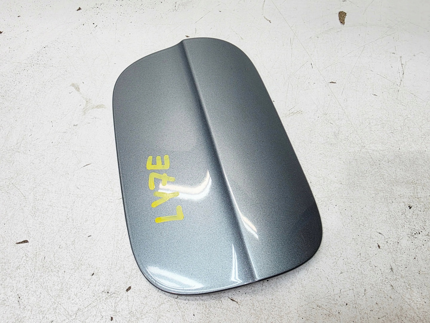 Volet trappe carburant Carburant AUDI Q7 4L 4L0809907 LY7E