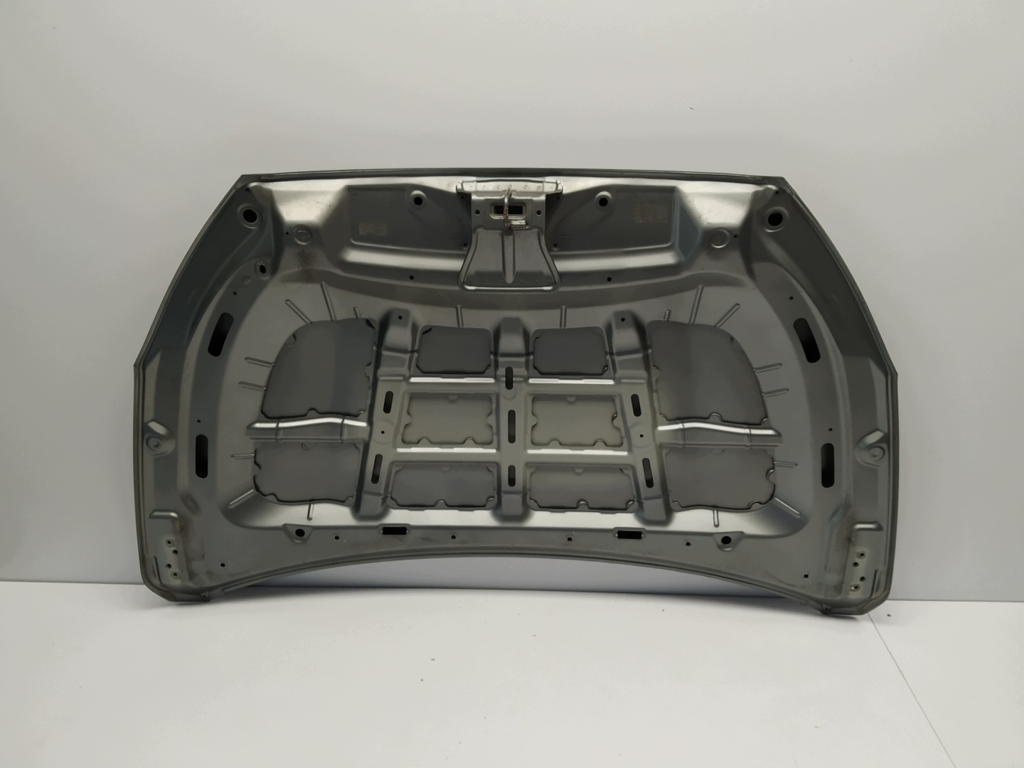 2016r + Suzuki Sx4 S Cross lift bonnet original grey