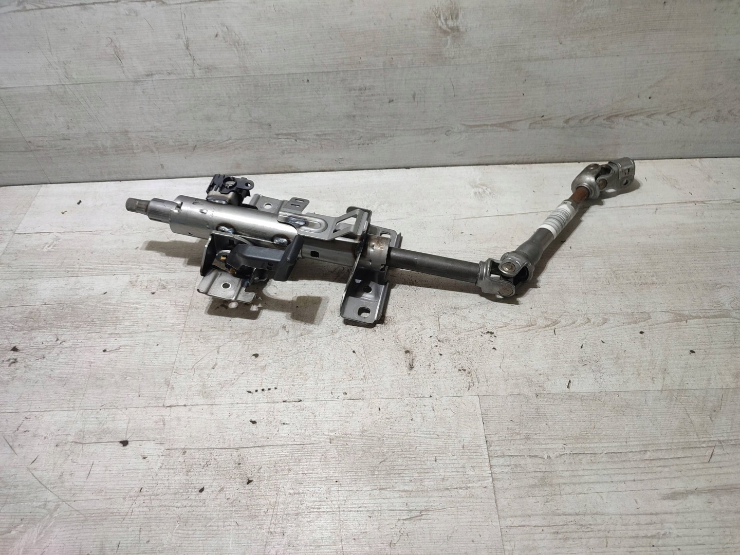 Peugeot 308 2019 steering wheel rod