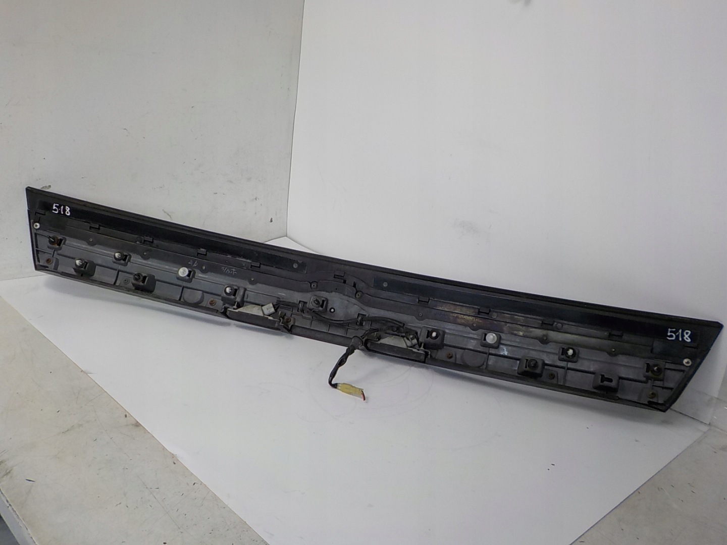 SUBARU FORESTER II SG LIFT cap bonnet moulding