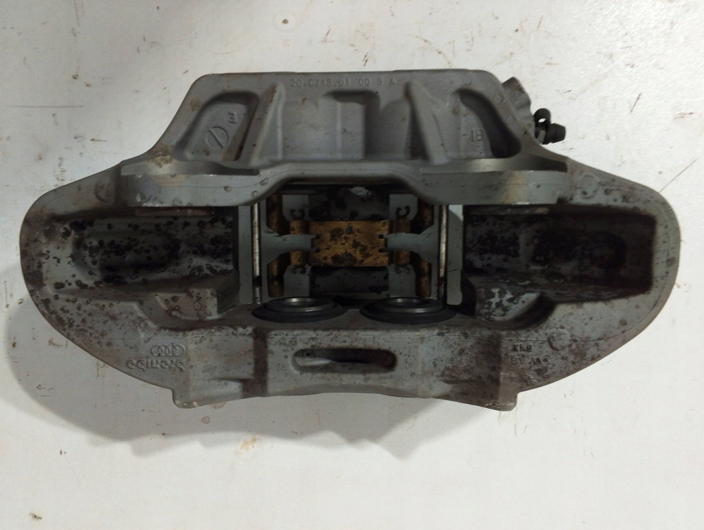 Audi Q5 SQ5 80A caliper front left Brembo 8R0615105BL (B320)