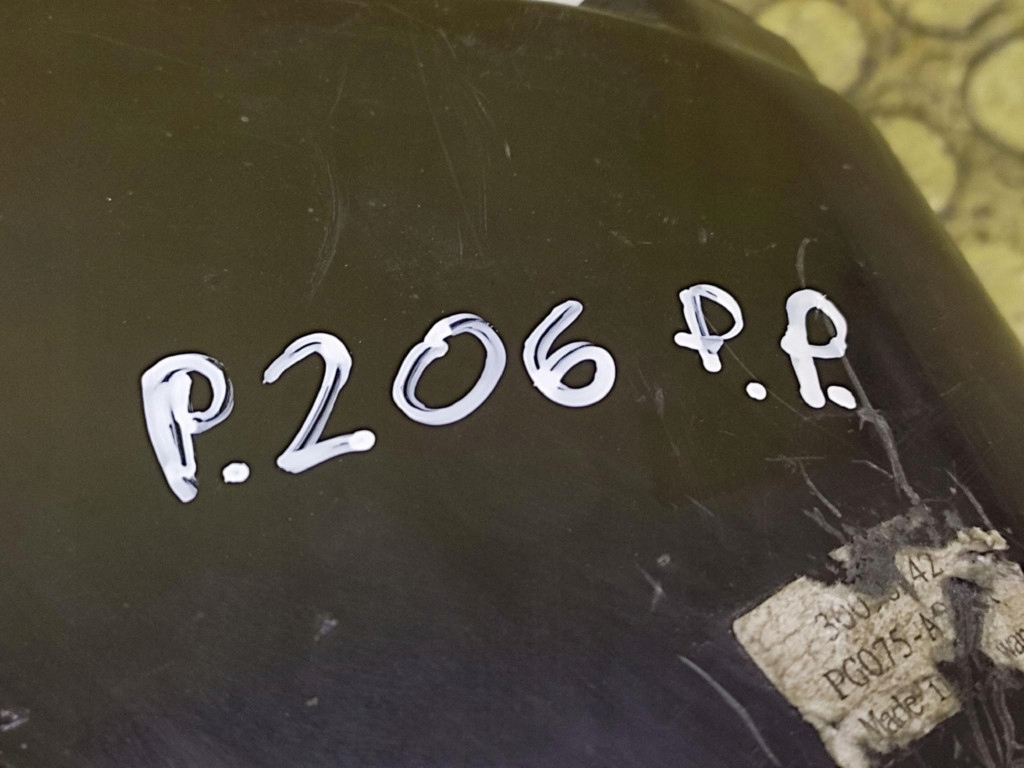 PEUGEOT 206 REFLEKTOR light right front