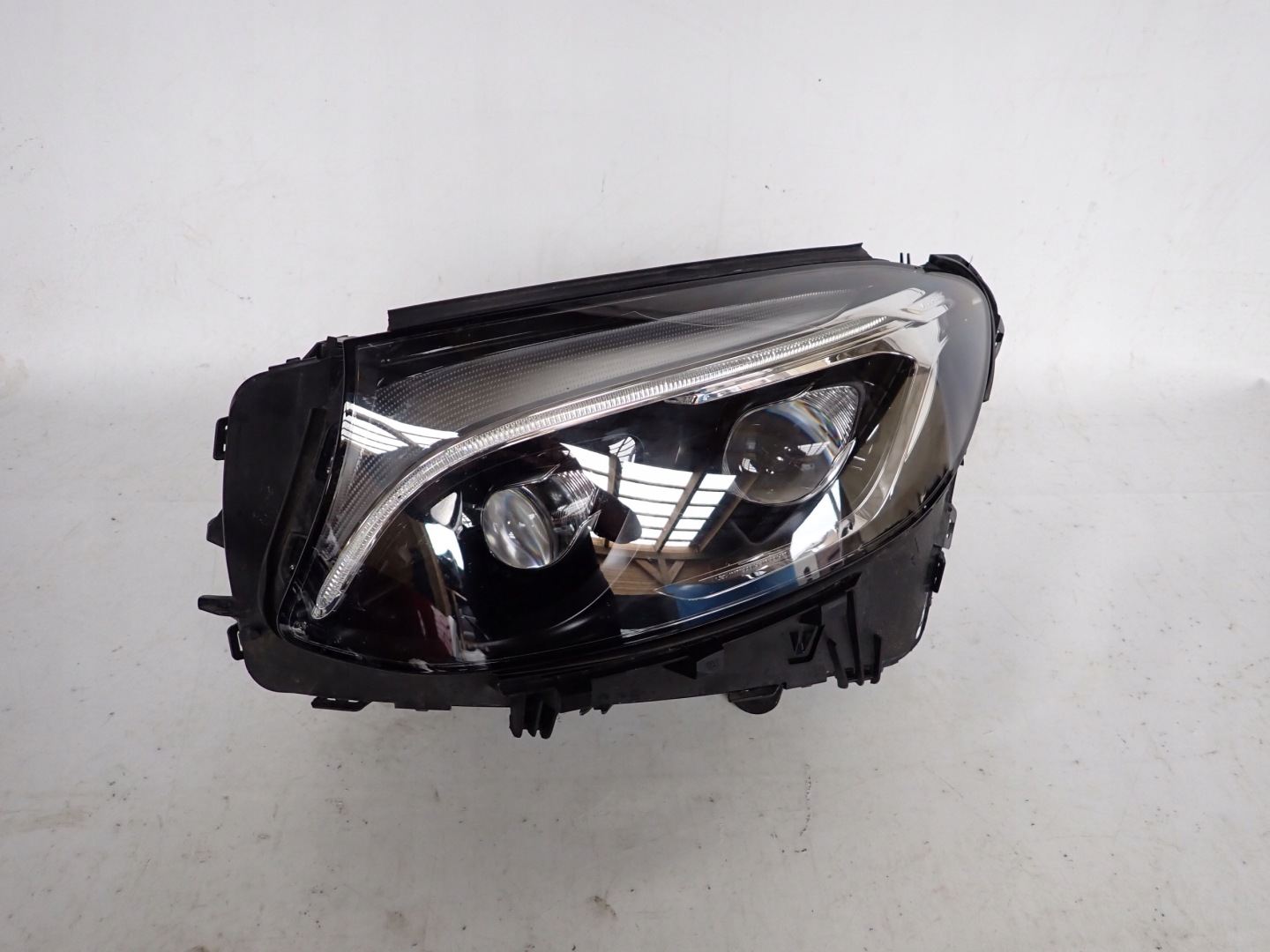 light front front left MERCEDES GLC W253 FULL LED ILS A2539065701 EUROPA