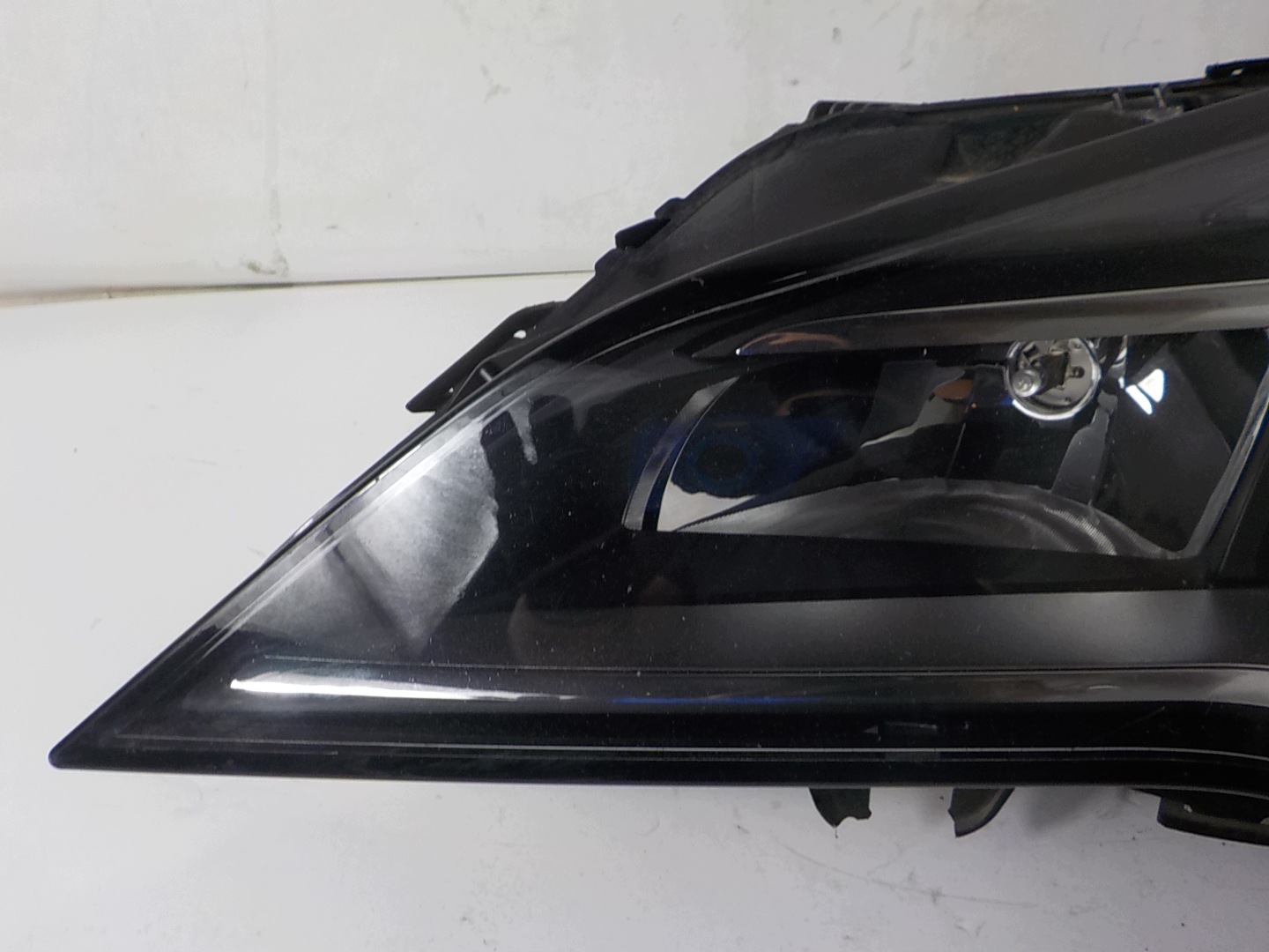 OPEL ASTRA V K light left front front UK 39047200