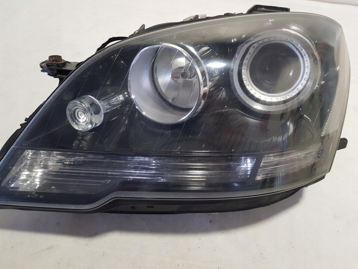 MERCEDES ML W164 AMG LIFT light BI-XENON left front A1648209761