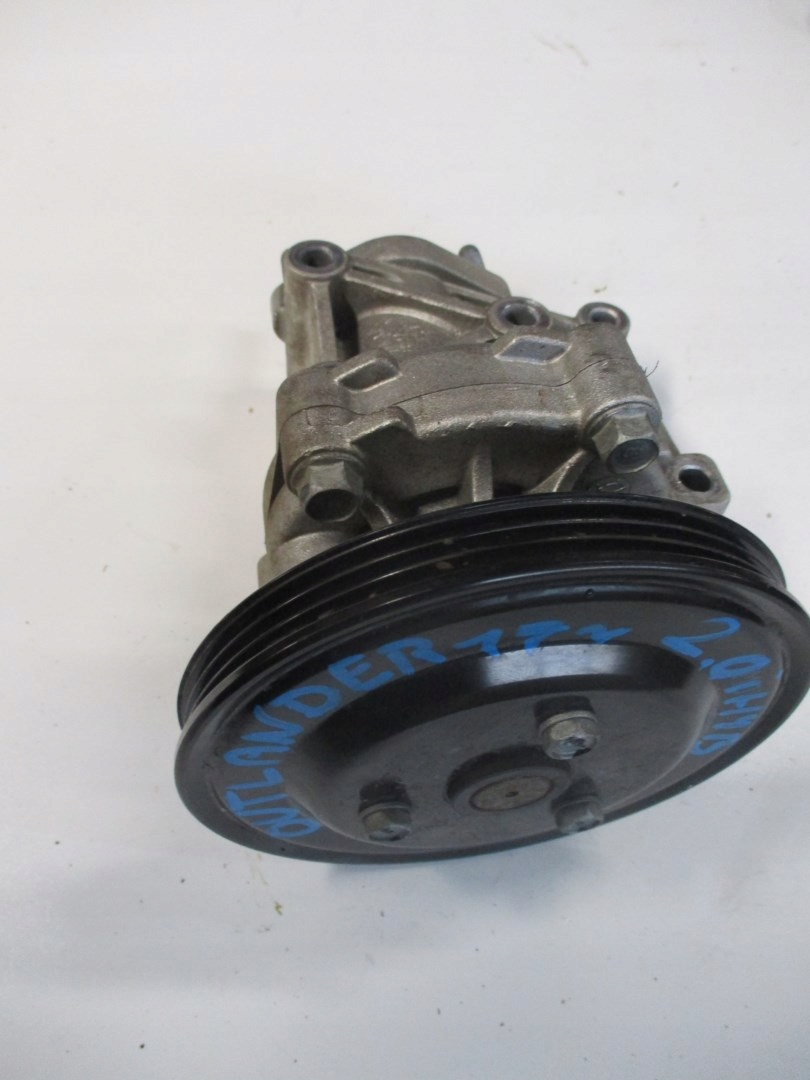 water pump KIA SORENTO III 2,2CRDI 17R