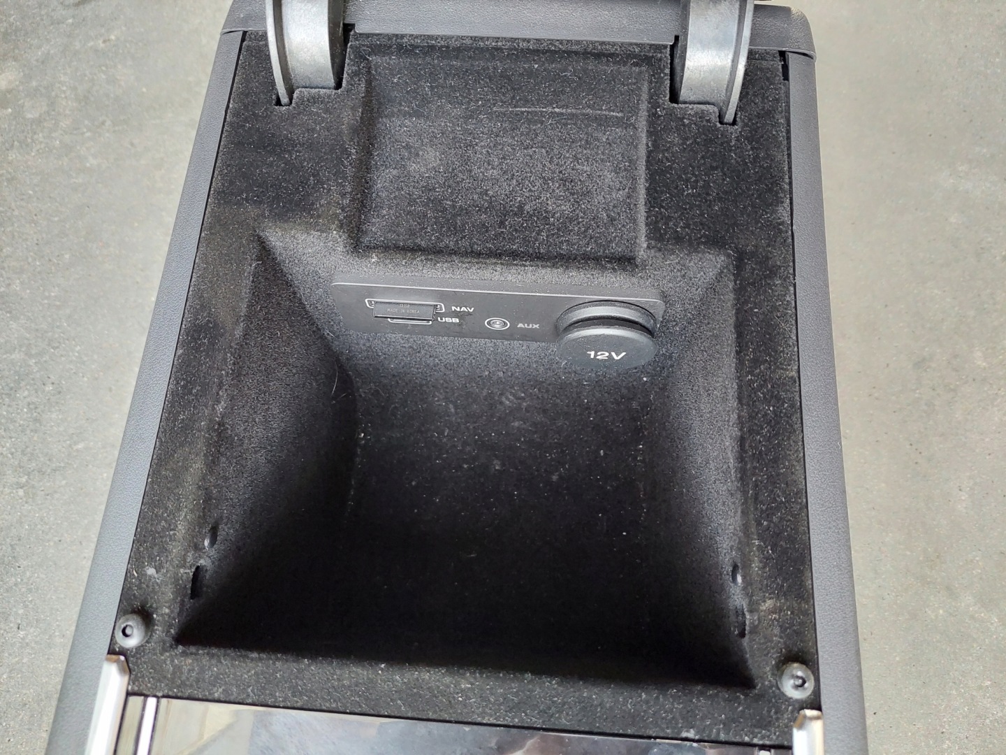 armrest TUNEL central ANGLIK JAGUAR XE X760