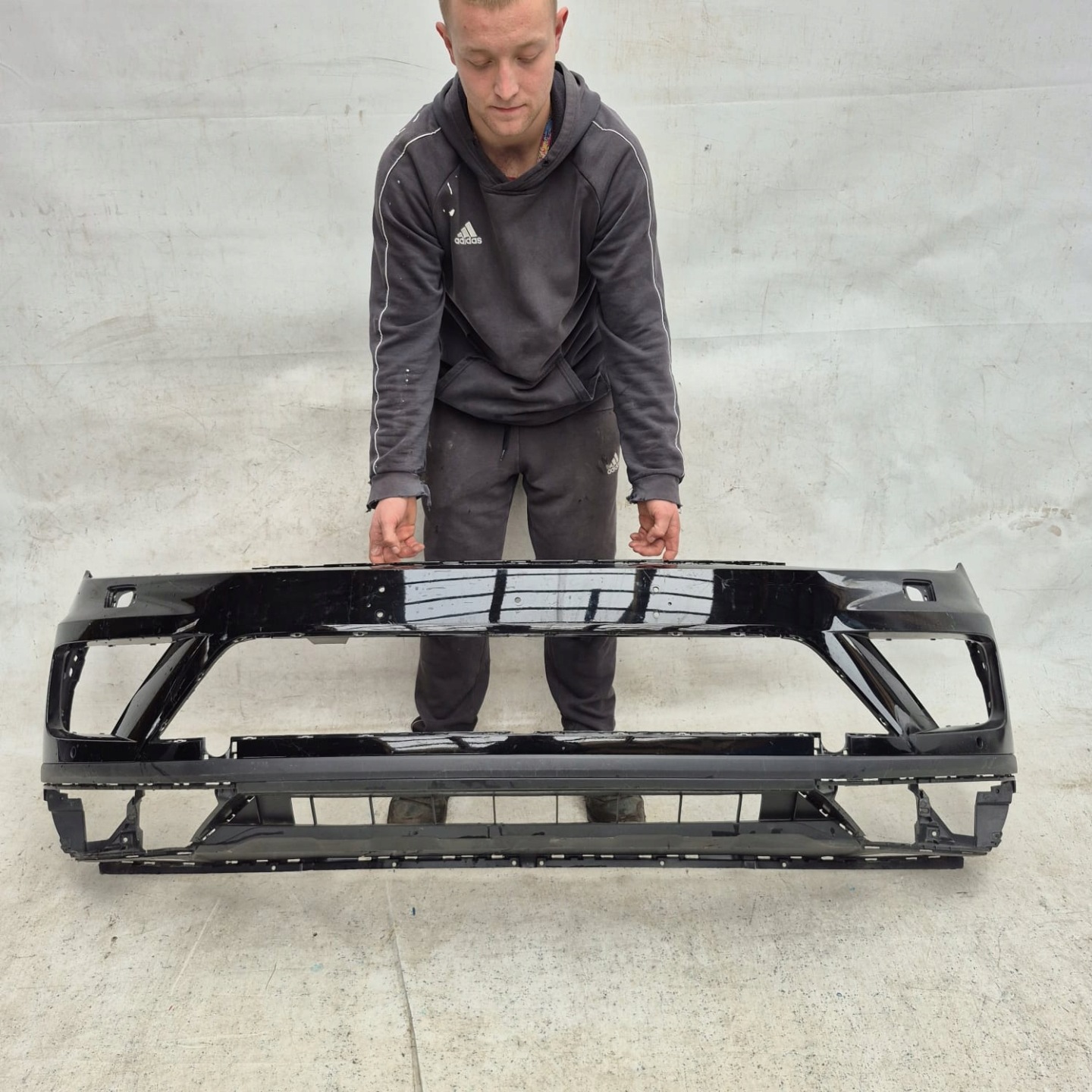 VW TOUAREG II 2 LIFT 14-18 bumper front front washer PDC