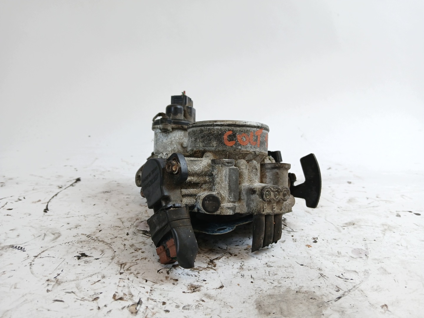 MITSUBISHI COLT VI 1.6 klapna gasa
