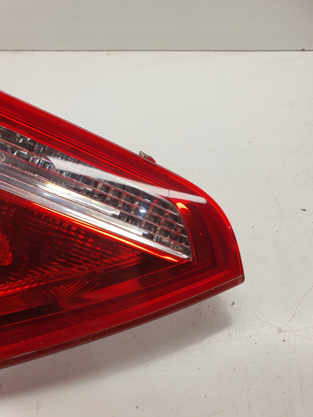 light left rear part Z bonnet AUDI A5 8T COUPE 8T0945093