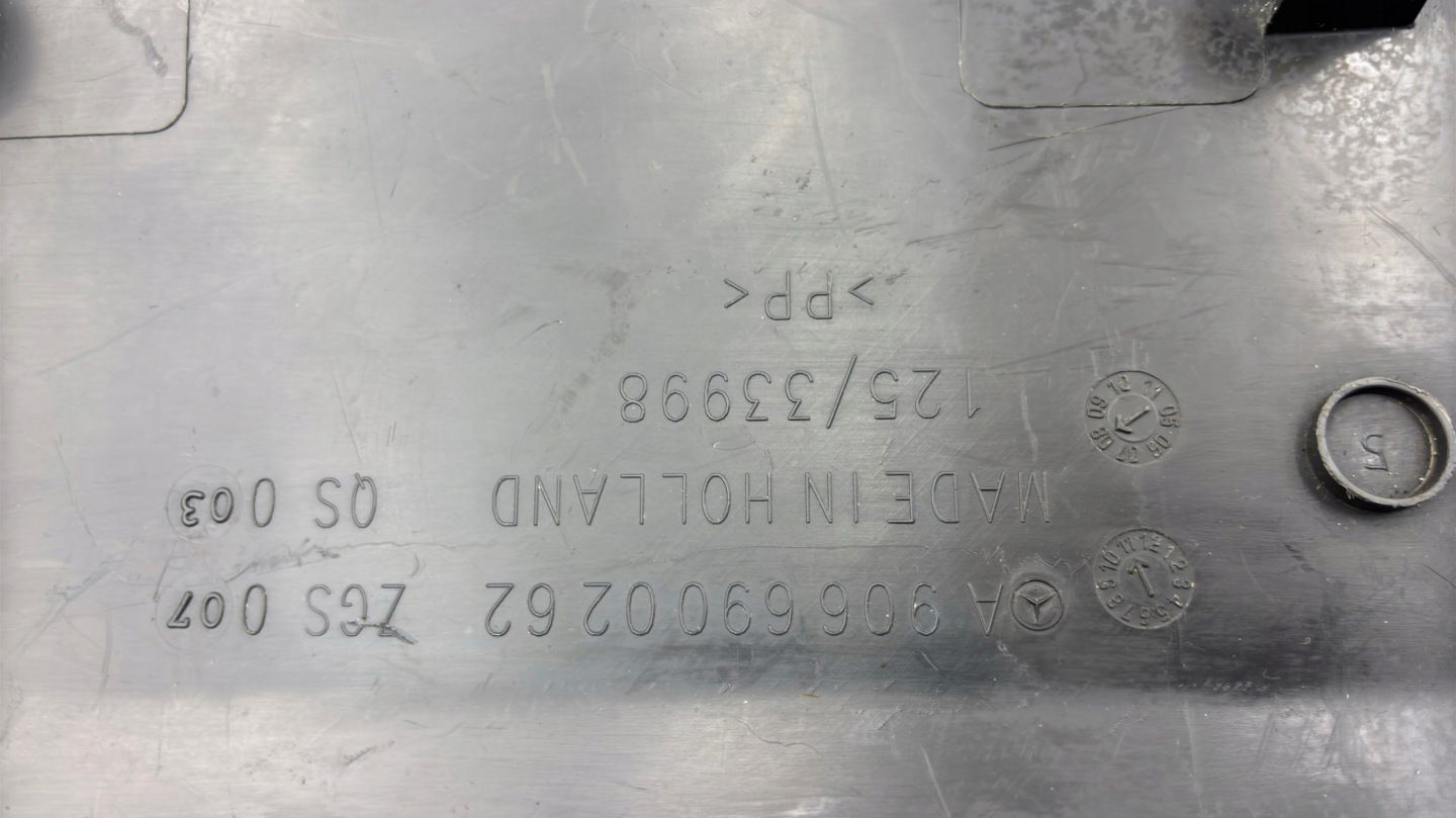 moulding door right front MERCEDES SPRINTER 906 CRAFTER K110/391MM