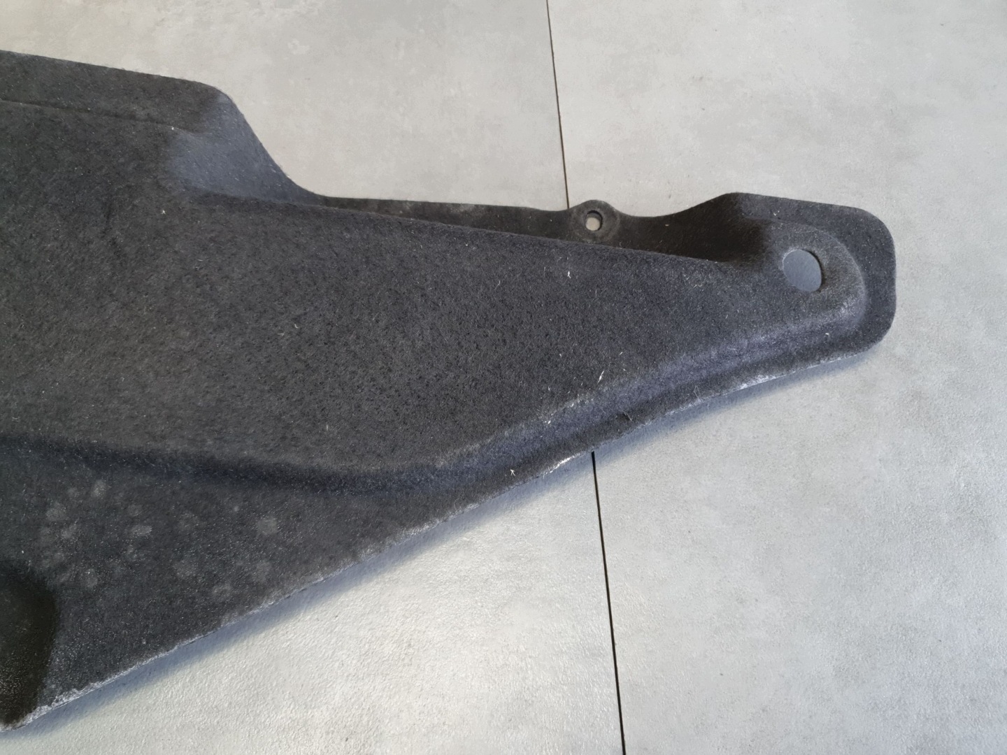 Audi Q7 4M cover front chassis left 4M0825285F